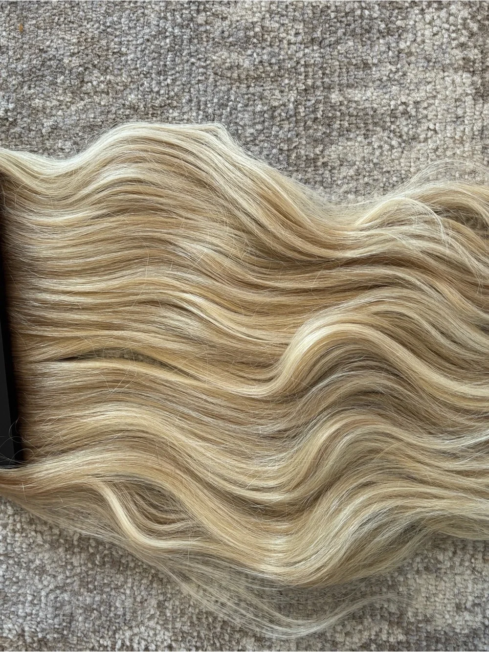 18/20” Seamless Blonde Halo for Volume and Coverage